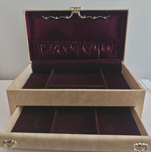 Vintage Buxton Jewelry Organizer